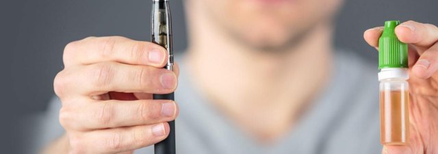 How to Choose the Right E-Liquid: Your Concise Guide