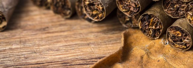 8 Organic Tobacco Alternatives for Your Joint